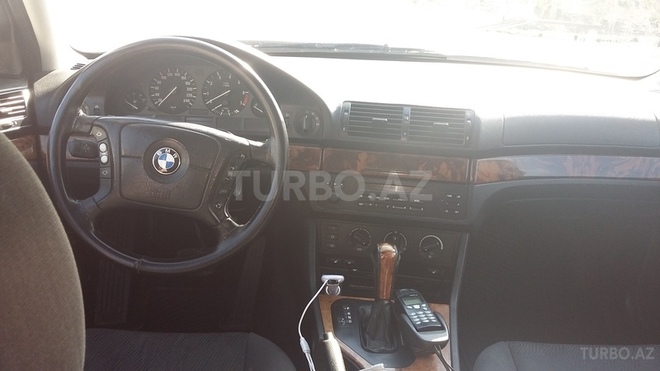 BMW 525 1999, 330,000 km - 2.5 л - Bakı