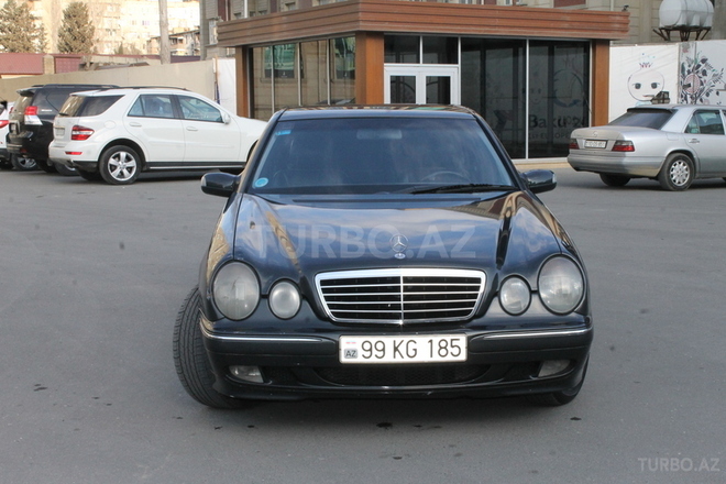 Mercedes E 220 2000, 360,000 km - 2.2 l - Bakı