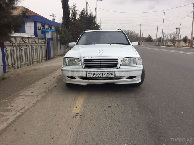 Mercedes C 220 1999, 360,000 km - 2.2 l - Bakı
