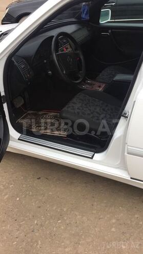 Mercedes C 220 1999, 360,000 km - 2.2 l - Bakı