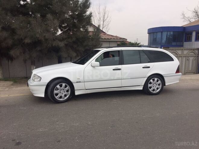 Mercedes C 220 1999, 360,000 km - 2.2 l - Bakı