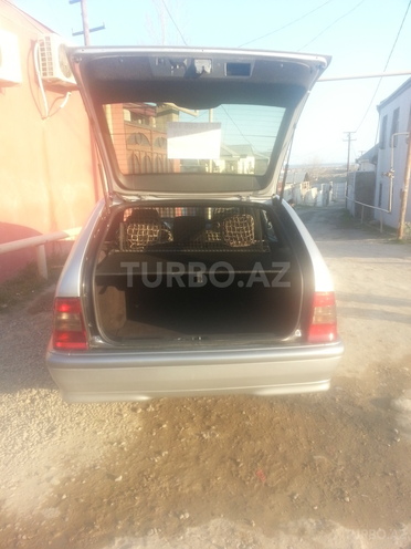 Mercedes C 200 2000, 169,000 km - 2.0 l - Bakı