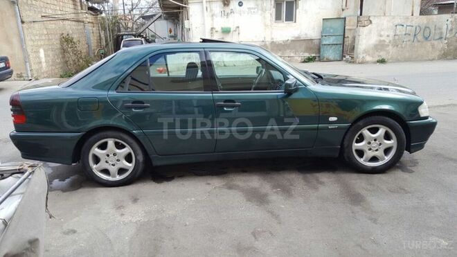 Mercedes C 180 2000, 230,000 km - 1.8 l - Bakı
