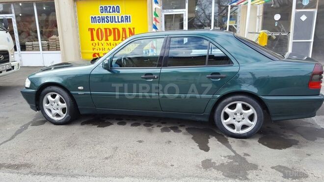 Mercedes C 180 2000, 230,000 km - 1.8 l - Bakı