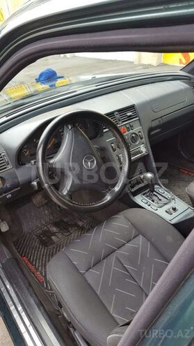 Mercedes C 180 2000, 230,000 km - 1.8 l - Bakı