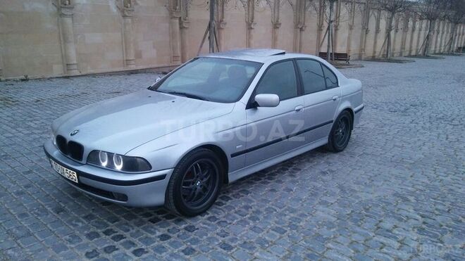 BMW 528 1998, 450,000 km - 2.8 л - Şamaxı