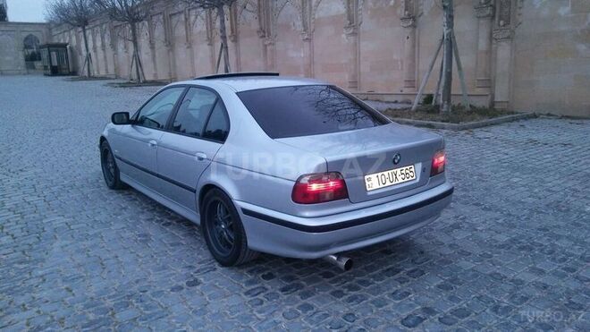 BMW 528 1998, 450,000 km - 2.8 л - Şamaxı