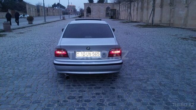 BMW 528 1998, 450,000 km - 2.8 л - Şamaxı