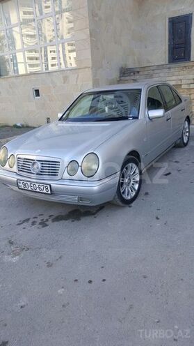 Mercedes E 230 1995, 307,000 km - 2.3 l - Bakı