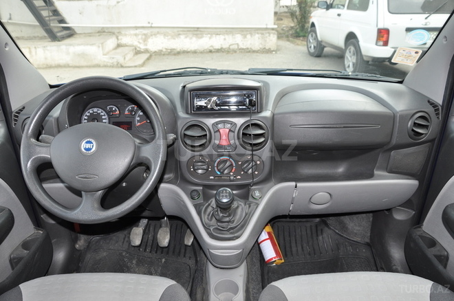 Fiat Doblo 2005, 132,000 km - 1.4 l - Bakı