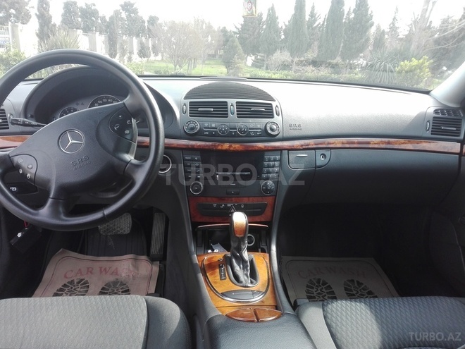 Mercedes E 220 2002, 237,924 km - 2.2 l - Bakı