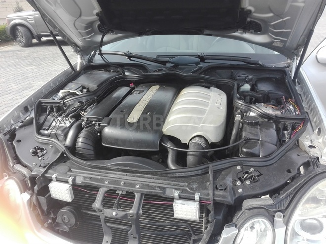 Mercedes E 220 2002, 237,924 km - 2.2 l - Bakı