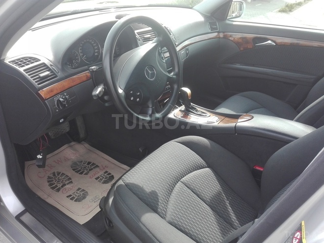 Mercedes E 220 2002, 237,924 km - 2.2 l - Bakı