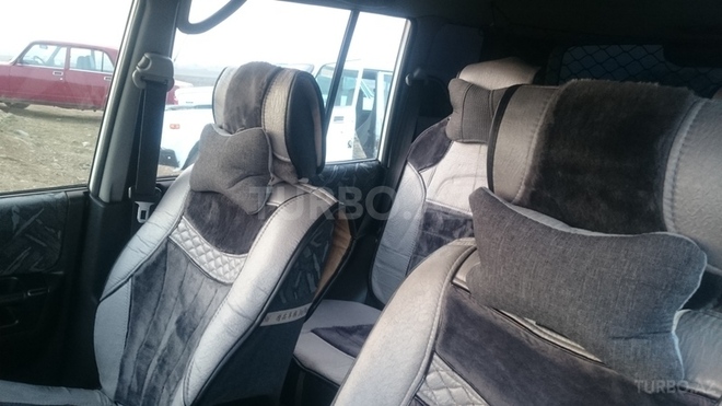Mitsubishi Pajero io 1998, 129,000 km - 1.8 l - Naftalan