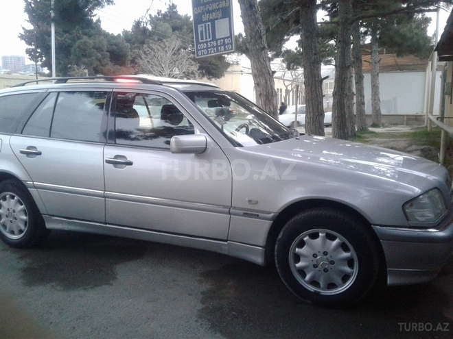 Mercedes C 220 1999, 312,000 km - 2.2 l - Bakı