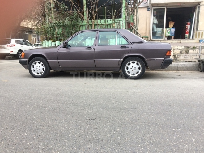 Mercedes 190 1992, 450,000 km - 2.0 l - Bakı