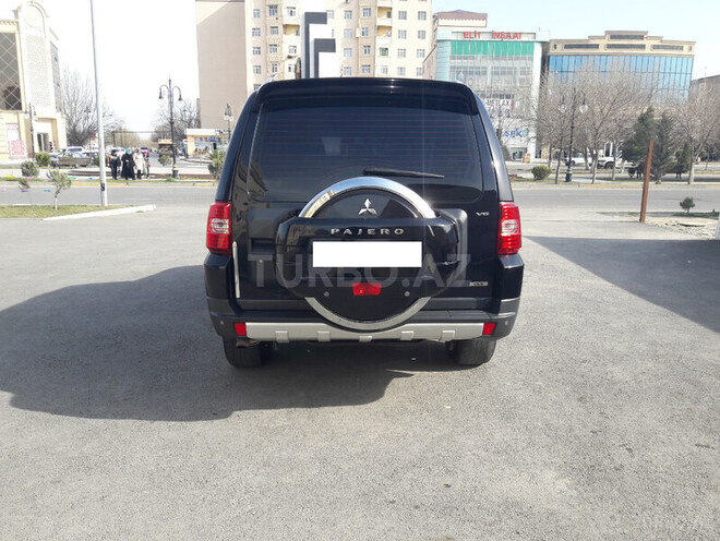 Mitsubishi Pajero 2007, 95,000 km - 3.0 л - Bakı