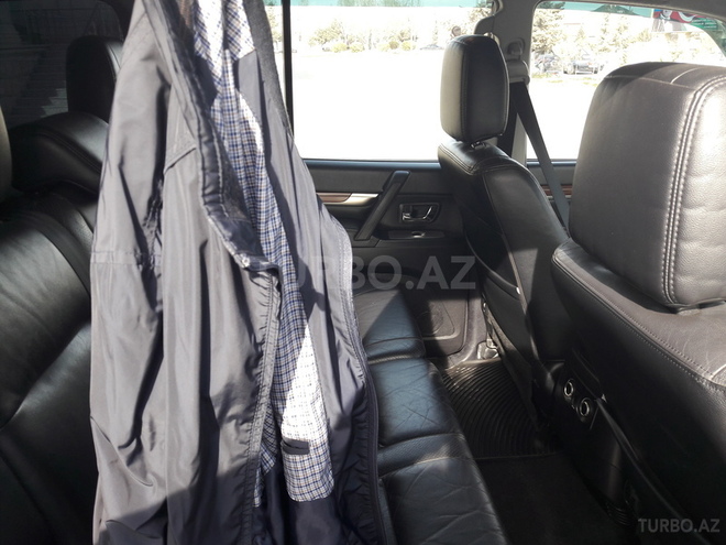 Mitsubishi Pajero 2007, 95,000 km - 3.0 л - Bakı
