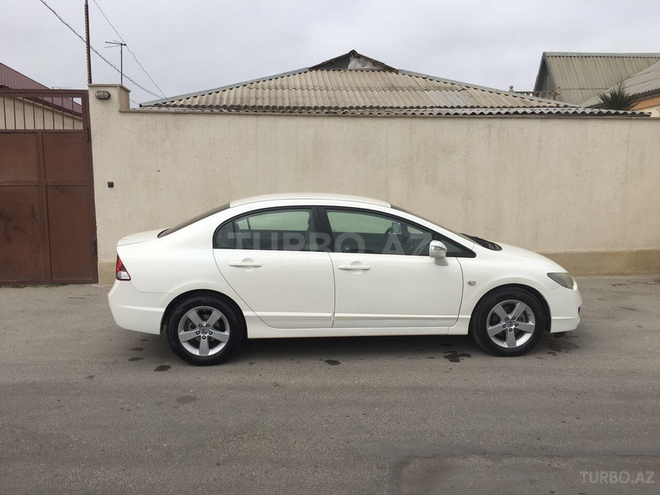 Honda Civic 2009, 136,000 km - 1.8 l - Bakı