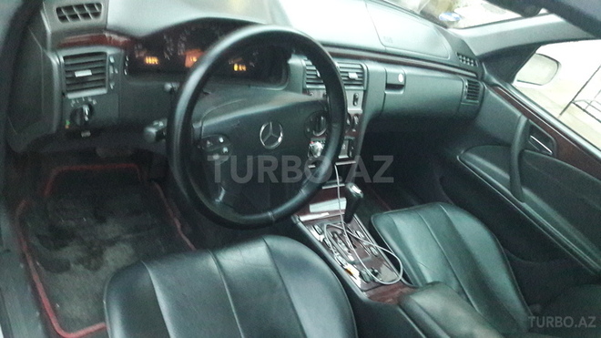 Mercedes E 220 1999, 172,000 km - 2.2 l - Bakı