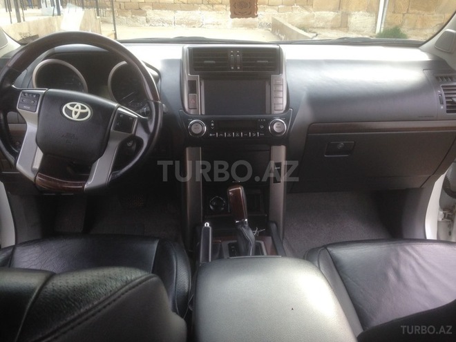 Toyota Prado 2010, 108,000 km - 2.7 л - Bakı