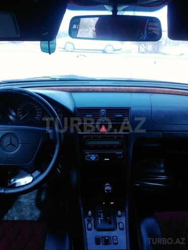 Mercedes C 220 1997, 210,000 km - 2.4 l - Salyan