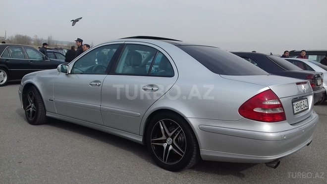 Mercedes E 200 2006, 225,677 km - 1.8 l - Bakı