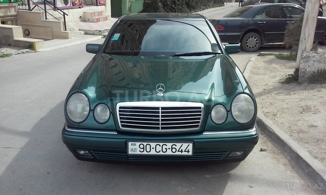 Mercedes E 240 1998, 272,000 km - 2.4 л - Bakı
