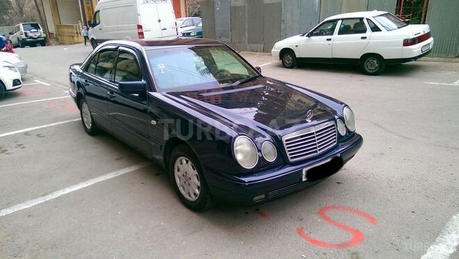 Mercedes E 220 1999, 400,000 km - 2.2 l - Bakı