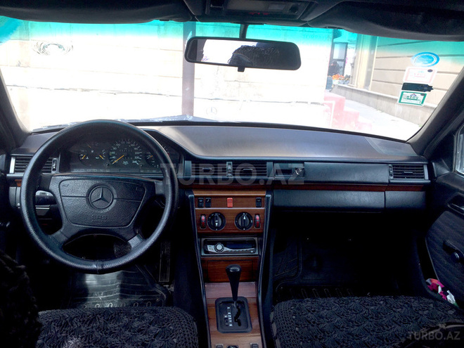 Mercedes E 200 1993, 600,000 km - 2.0 л - Bakı