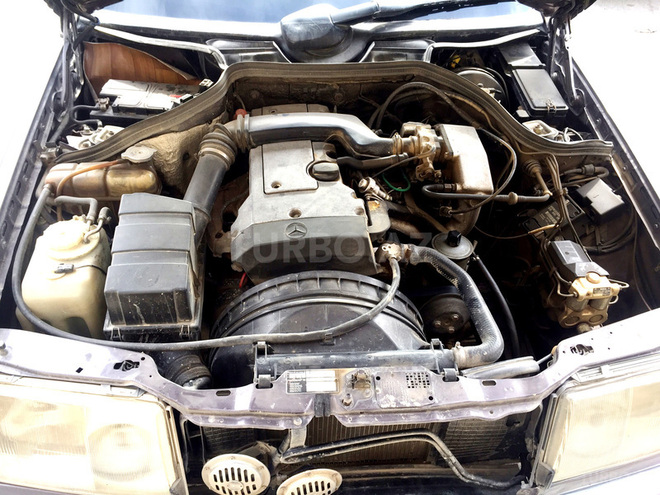 Mercedes E 200 1993, 600,000 km - 2.0 л - Bakı