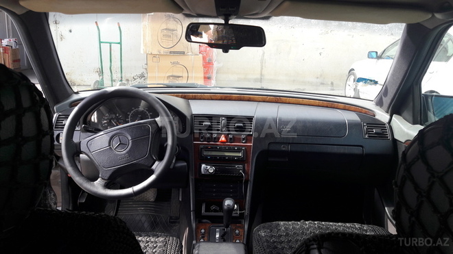 Mercedes C 280 1995, 321,300 km - 2.8 л - Bakı