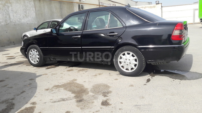 Mercedes C 280 1995, 321,300 km - 2.8 л - Bakı