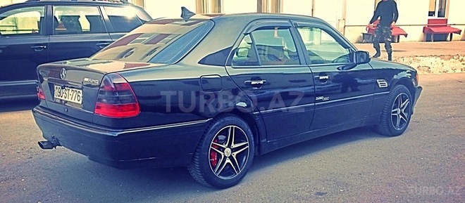Mercedes C 220 1998, 295,000 km - 2.2 l - Bakı
