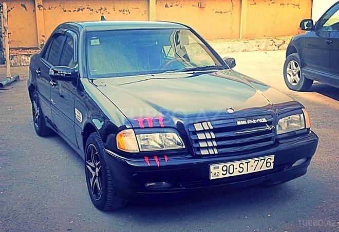 Mercedes C 220 1998, 295,000 km - 2.2 l - Bakı