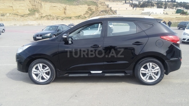 Hyundai ix35 2011, 87,000 km - 2.0 л - Bakı