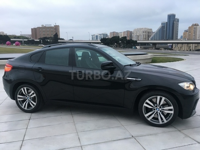 BMW X6 M 2010, 130,000 km - 4.4 l - Bakı
