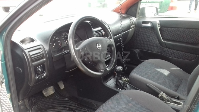 Opel Astra 2001, 205,000 km - 1.6 l - Bakı