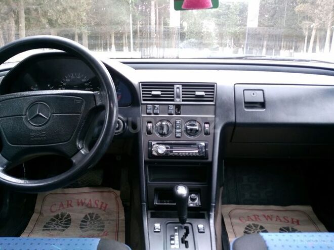 Mercedes C 200 1996, 320,000 km - 2.0 l - Sumqayıt