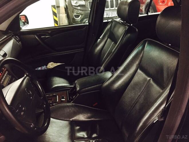 Mercedes E 270 2001, 263,000 km - 2.7 l - Bakı