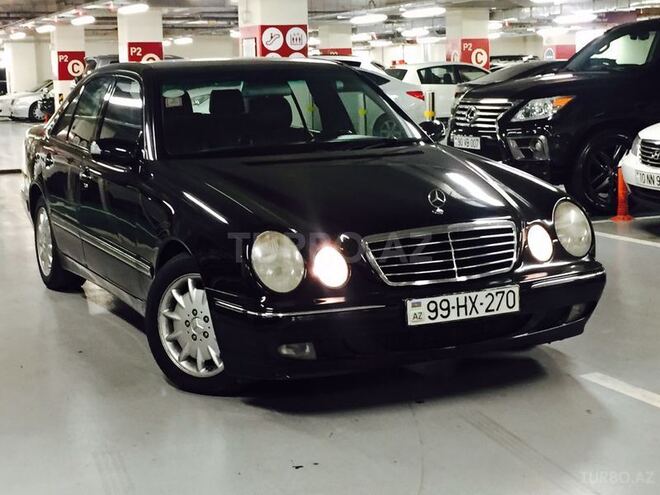 Mercedes E 270 2001, 263,000 km - 2.7 l - Bakı