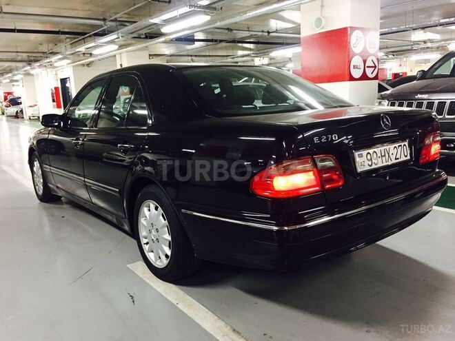 Mercedes E 270 2001, 263,000 km - 2.7 l - Bakı