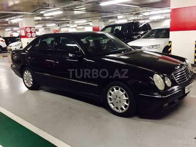 Mercedes E 270 2001, 263,000 km - 2.7 l - Bakı