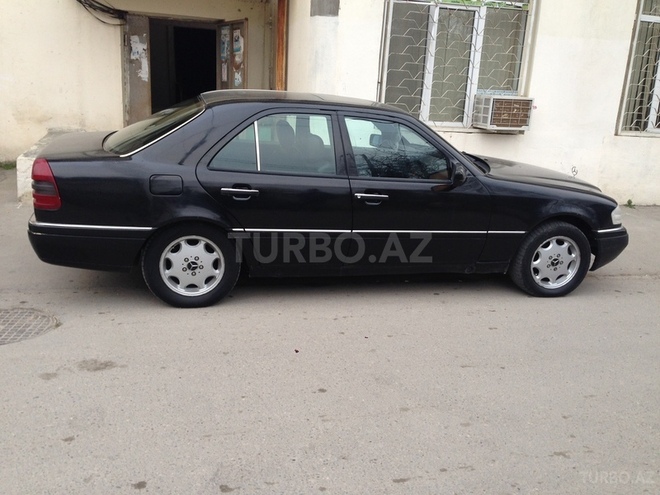 Mercedes C 280 1994, 290,000 km - 2.8 l - Bakı