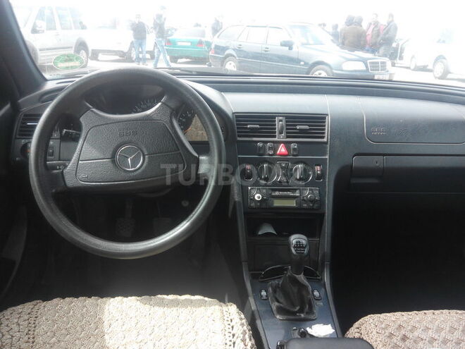 Mercedes C 200 2000, 168,985 km - 2.0 l - Bakı