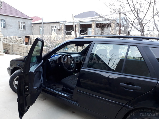 Mercedes C 220 2000, 316,000 km - 2.2 l - Bakı