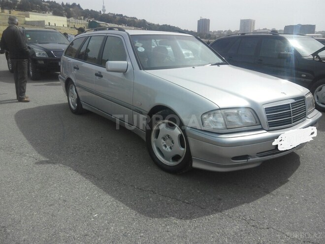 Mercedes C 200 2000, 168,985 km - 2.0 l - Bakı