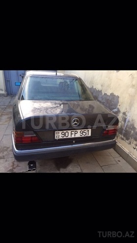 Mercedes E 250 1991, 395,000 km - 2.5 l - Bakı