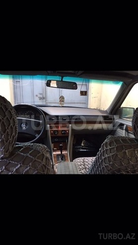 Mercedes E 250 1991, 395,000 km - 2.5 l - Bakı