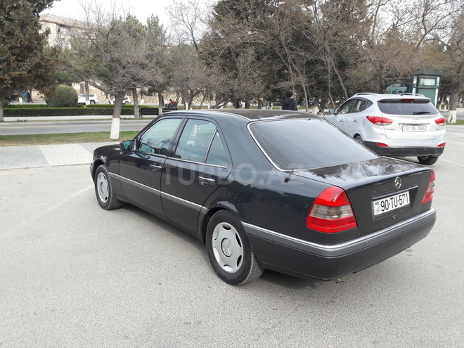 Mercedes C 250 1995, 280,000 km - 2.5 l - Bakı